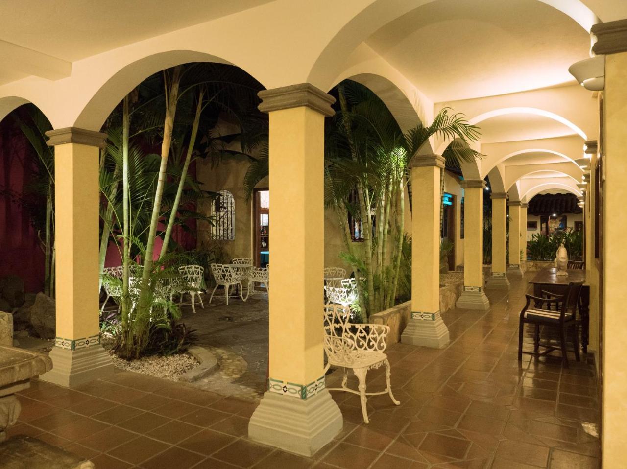 Hotel Colonial גרנאדה מראה חיצוני תמונה