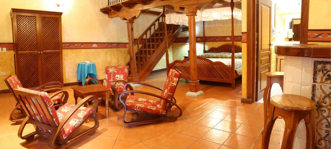 Hotel Colonial גרנאדה מראה חיצוני תמונה